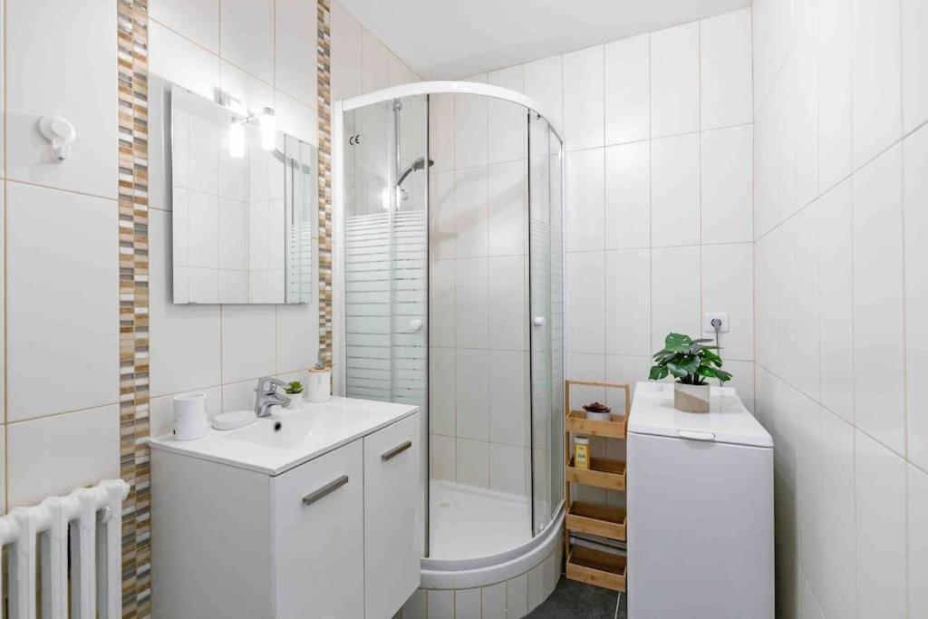Appartement Avec Parking Et Terrasse Metro 7 Et Paris Villejuif Exteriér fotografie